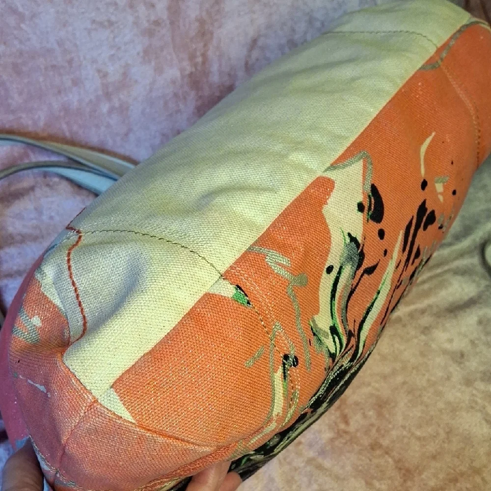 COACH PEACE POPPY RARE XL Canvas Floral Print Tote Bag in Coral and Cream - Picture 4 of 7